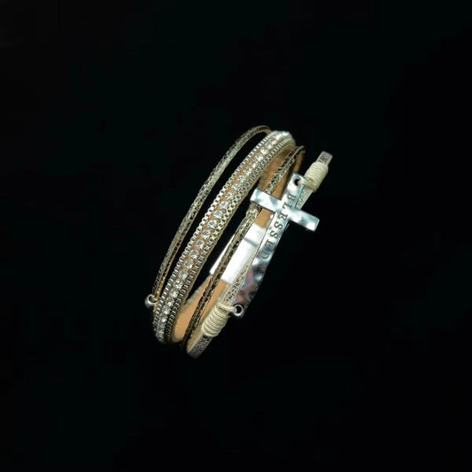 🎁 tan bracelet (100% off)